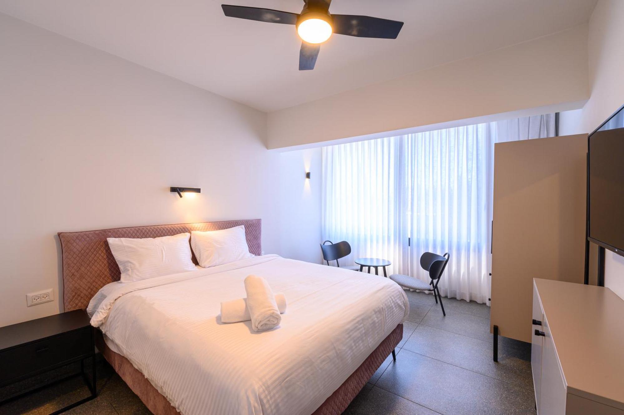 Rokah Luxury Villa At Ramat Hahayal テル・アビブ エクステリア 写真