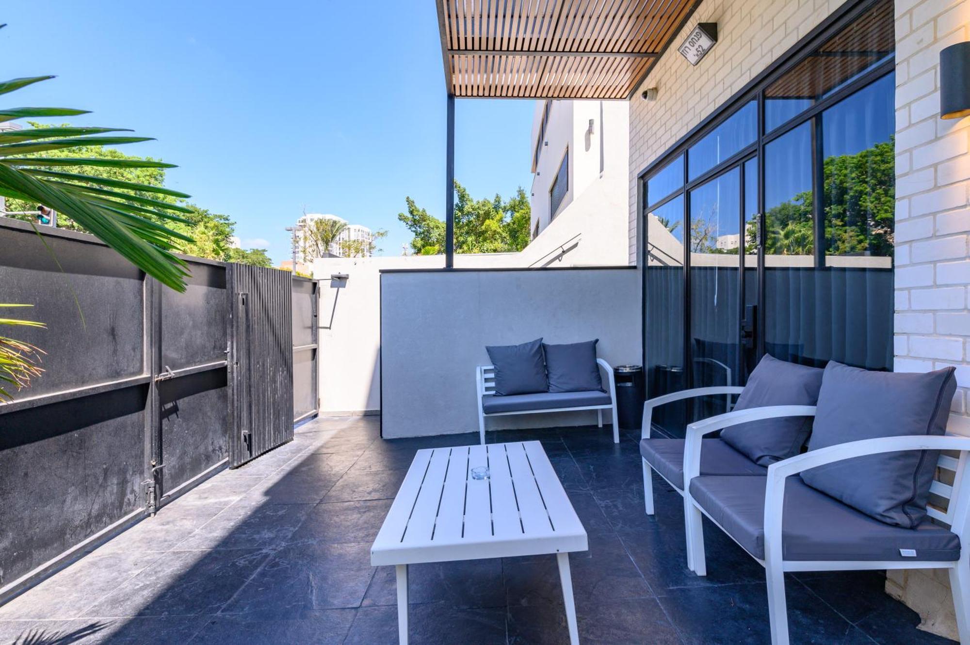 Rokah Luxury Villa At Ramat Hahayal テル・アビブ 部屋 写真