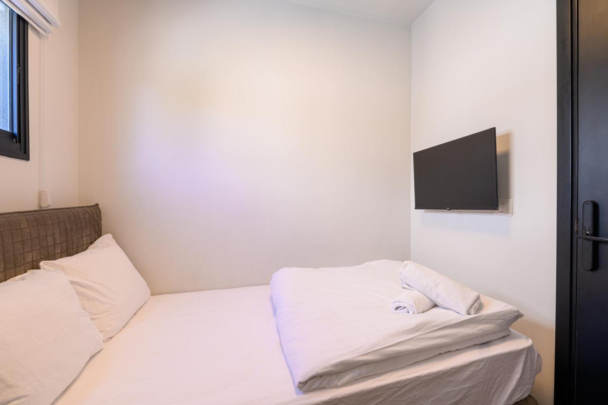 Rokah Luxury Villa At Ramat Hahayal テル・アビブ 部屋 写真