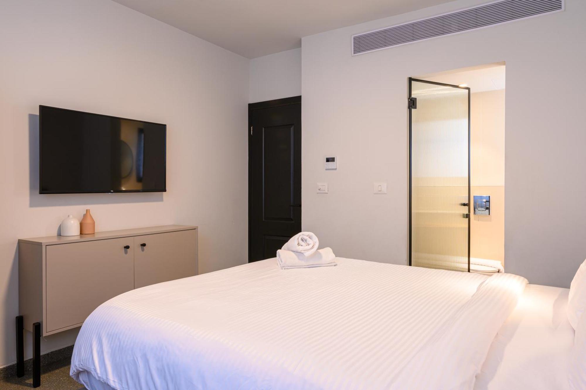 Rokah Luxury Villa At Ramat Hahayal テル・アビブ 部屋 写真
